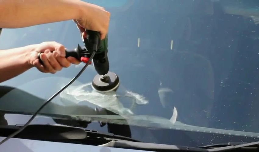 Car Glass Scratches Repair